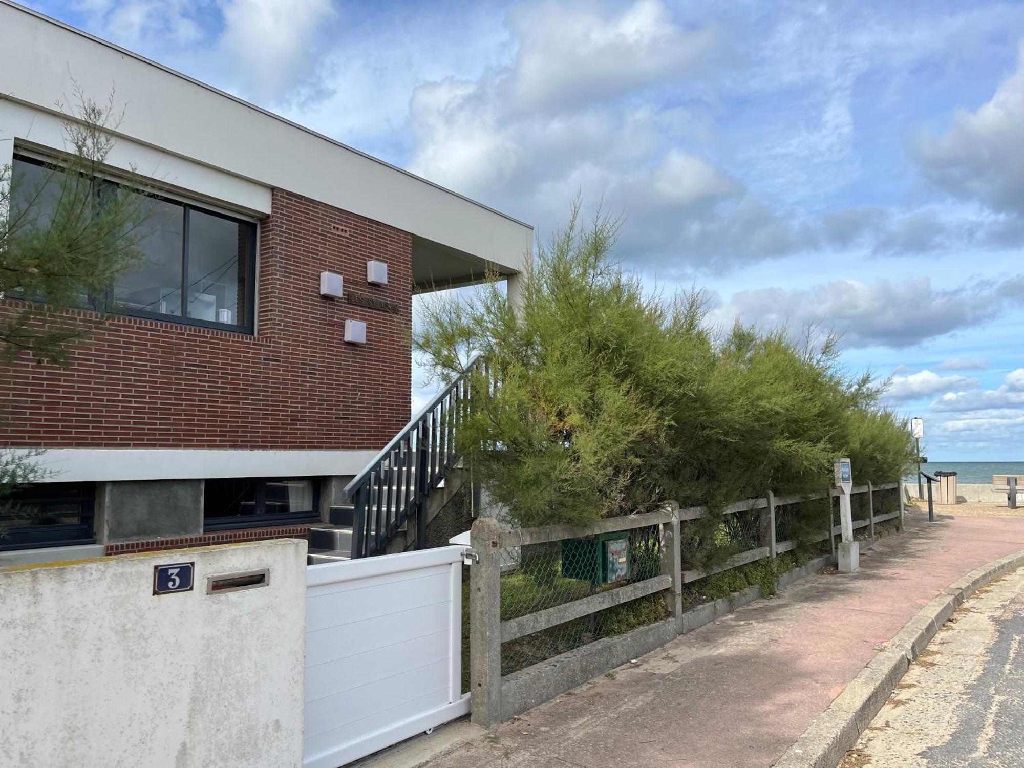Villa D'Architecte - Les Pieds Dans L'Eau Ver-sur-Mer 外观 照片