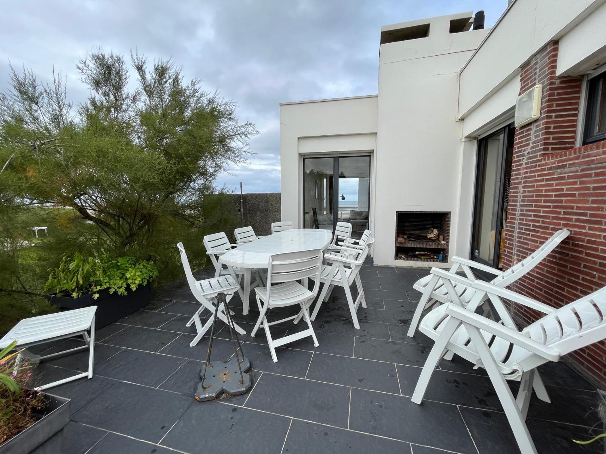 Villa D'Architecte - Les Pieds Dans L'Eau Ver-sur-Mer 外观 照片
